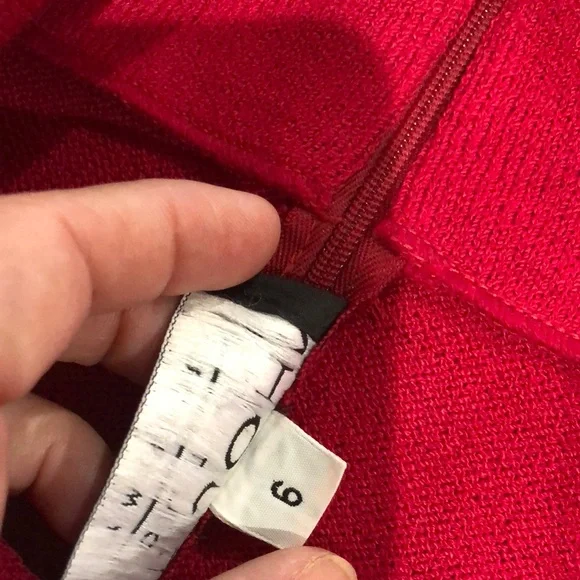 Like new! - ST. JOHN COUTURE Pink Sequined Evening Gown Maxi Dress - Picture 3 of 16